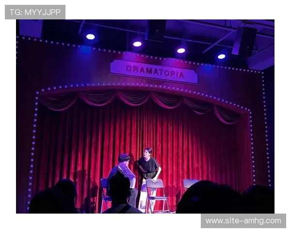 百老汇网站幕后花絮分享带你走进百老汇舞台背后的精彩故事与排练花絮